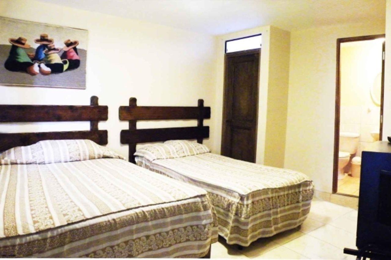Hostel Duque De Villa Lima Buitenkant foto