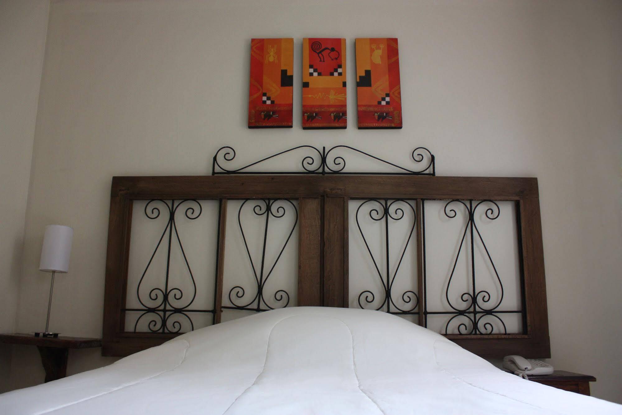 Hostel Duque De Villa Lima Buitenkant foto