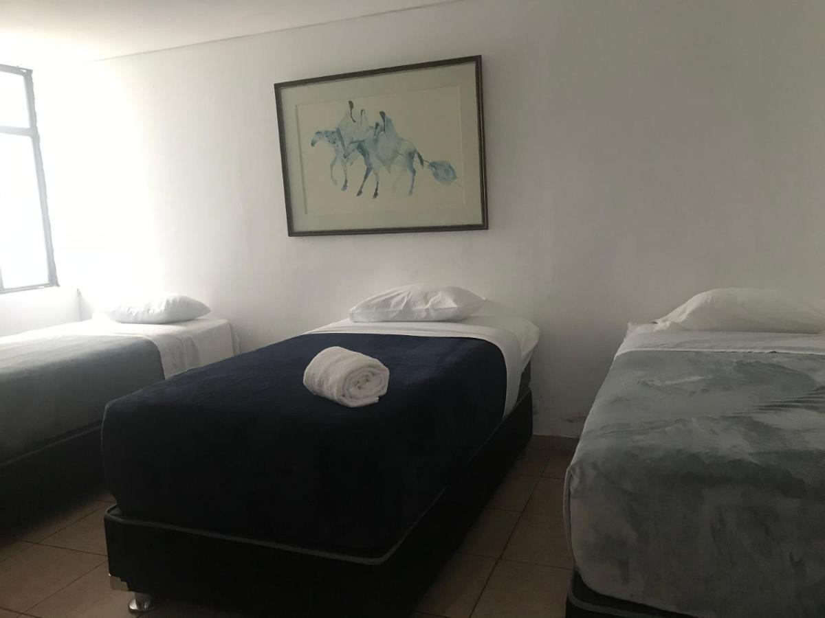 Hostel Duque De Villa Lima Buitenkant foto