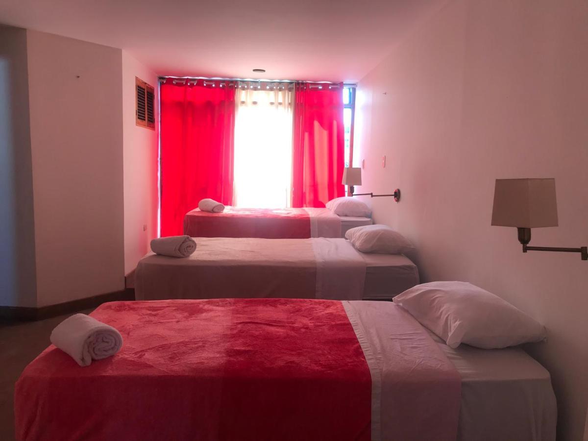 Hostel Duque De Villa Lima Buitenkant foto