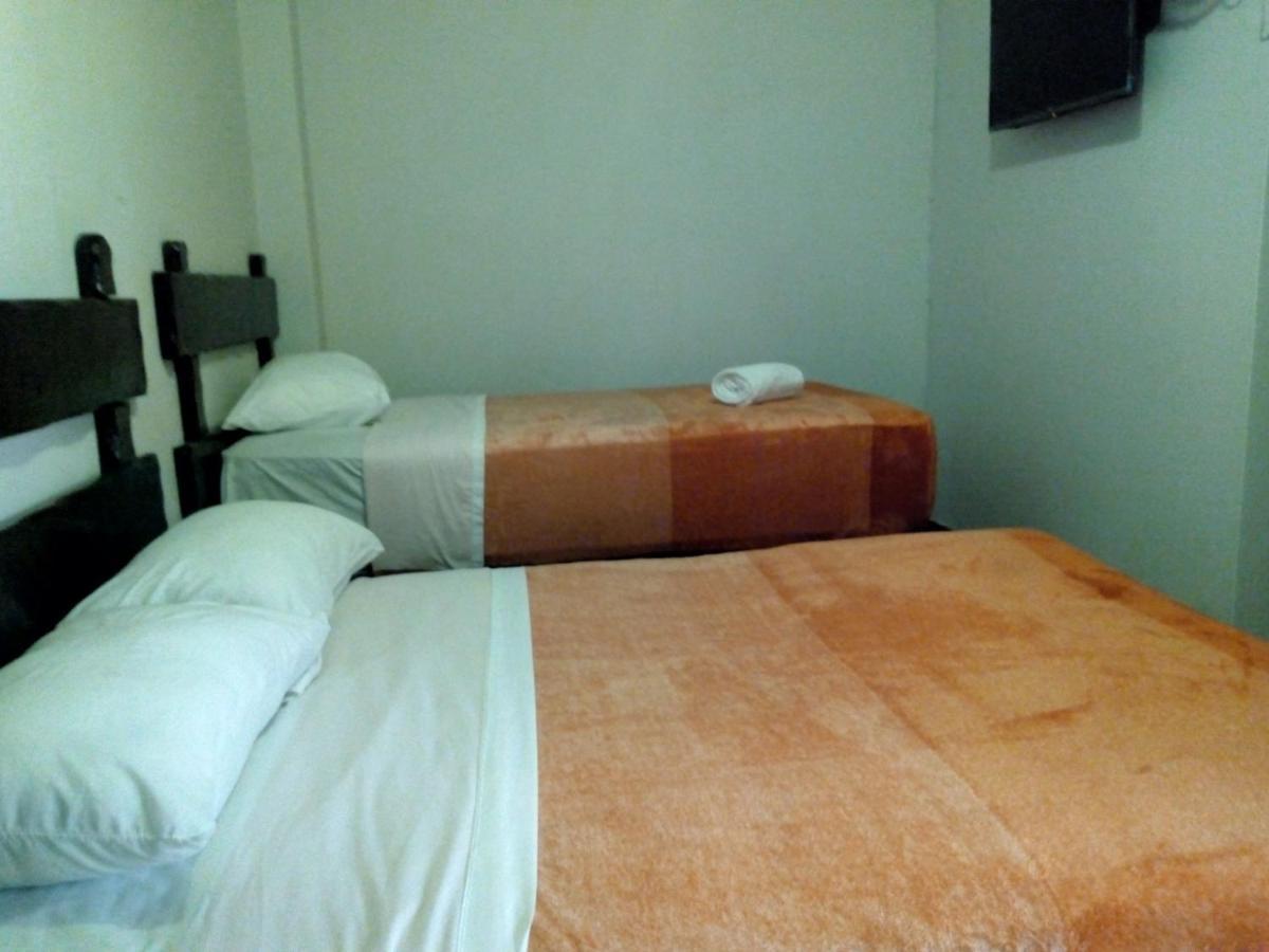 Hostel Duque De Villa Lima Buitenkant foto